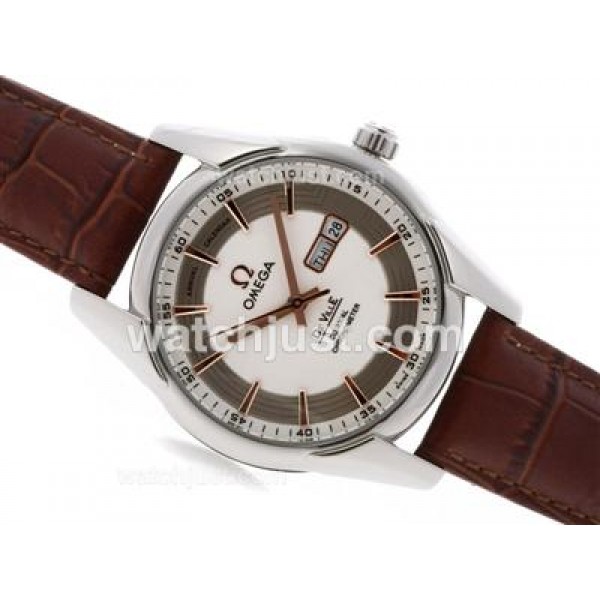 AAA Quality UK Sale Omega Hour Vision Automatic Replica Watch With White And Silvery Dial For Men